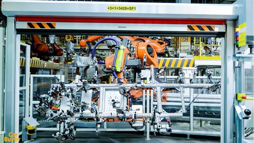 大眾首款純電SUV震撼登場 續(xù)航高達550公里，傳統(tǒng)車企電動化轉(zhuǎn)型加速